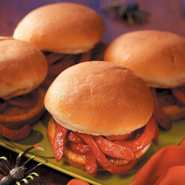 5 Spooky Halloween Party Snacks That Will Creep Out and Delight Your Guests!