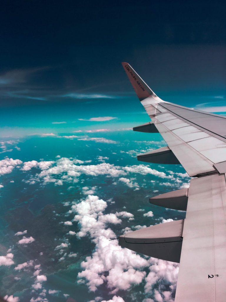 15 Holiday Travel Tips and Hacks You Need to Know!