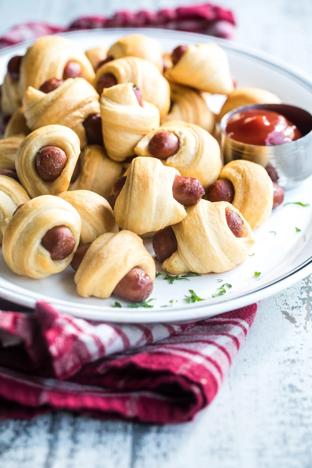 Pigs in a Blanket-Easy Football Party Food